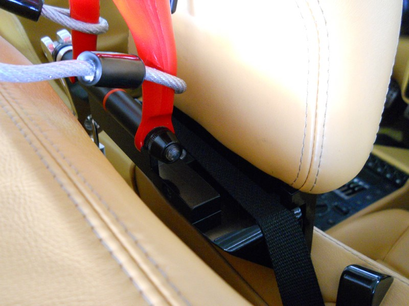 Illustration for article titled How to mount a bike to your Ferrari convertible